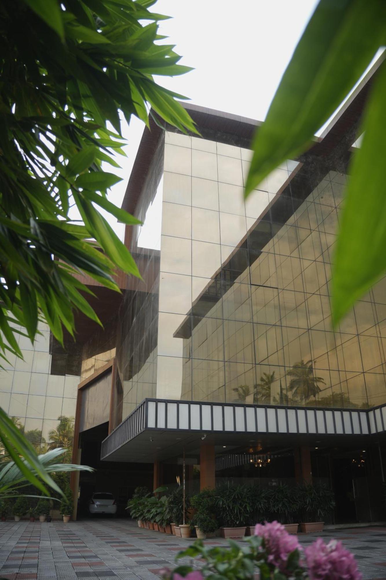 Marza Inn Kalpetta Exterior foto